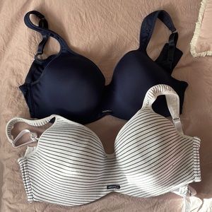 Two bras size 38D Nautica